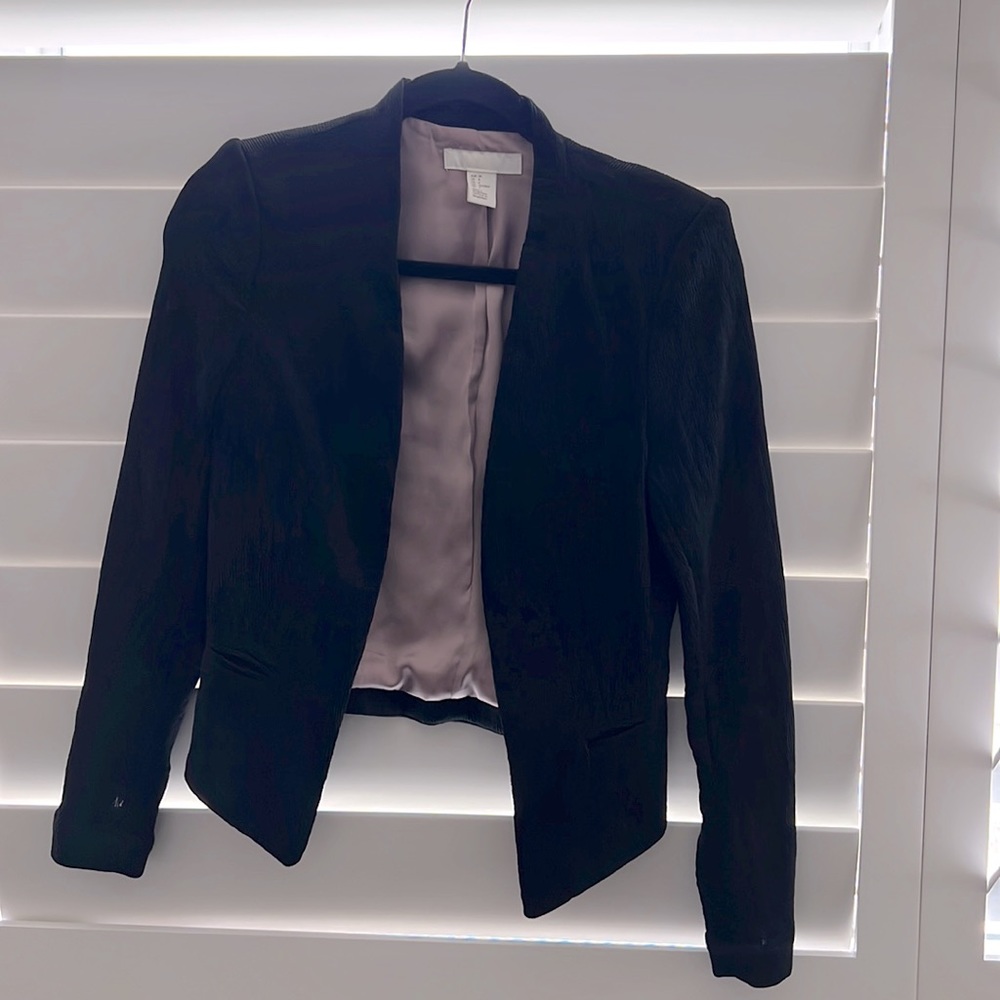 Flattering blazer